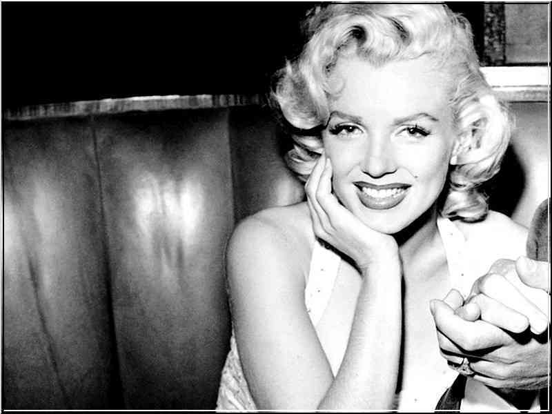 Ce am învăţat despre modă de la Marilyn Monroe