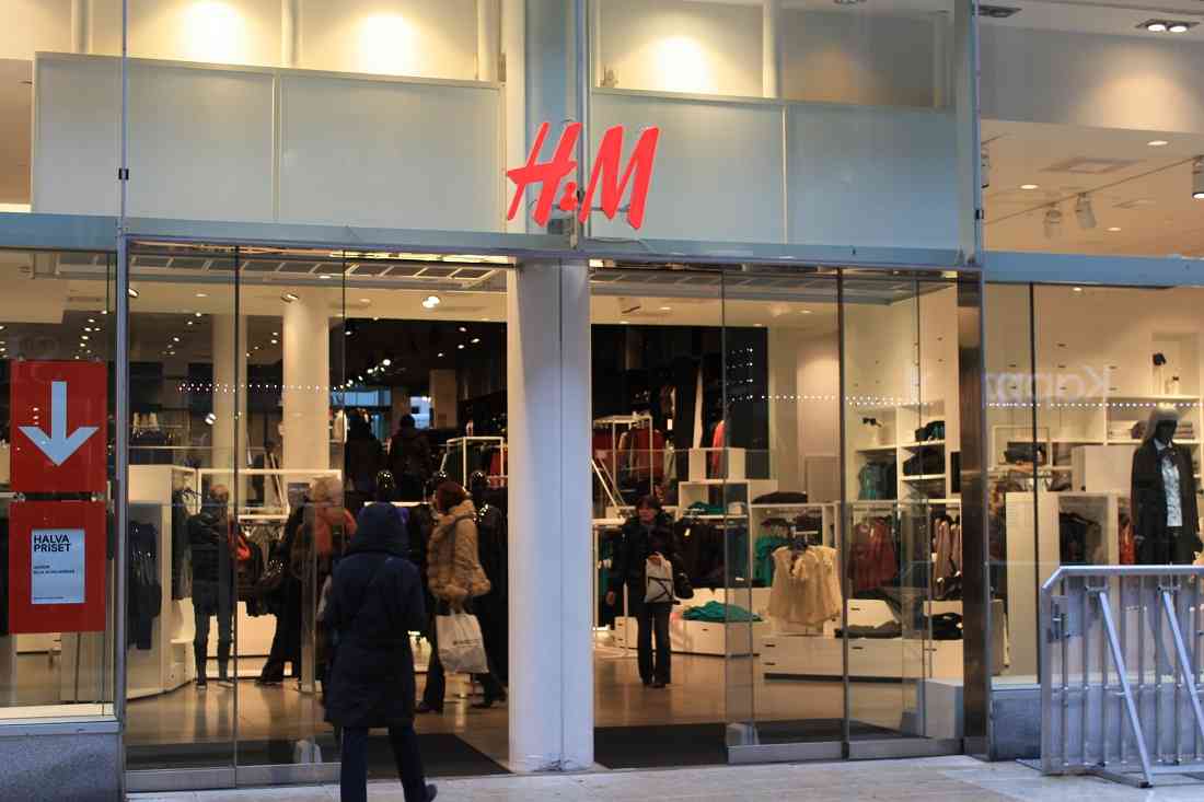 33 de magazine H&M în România