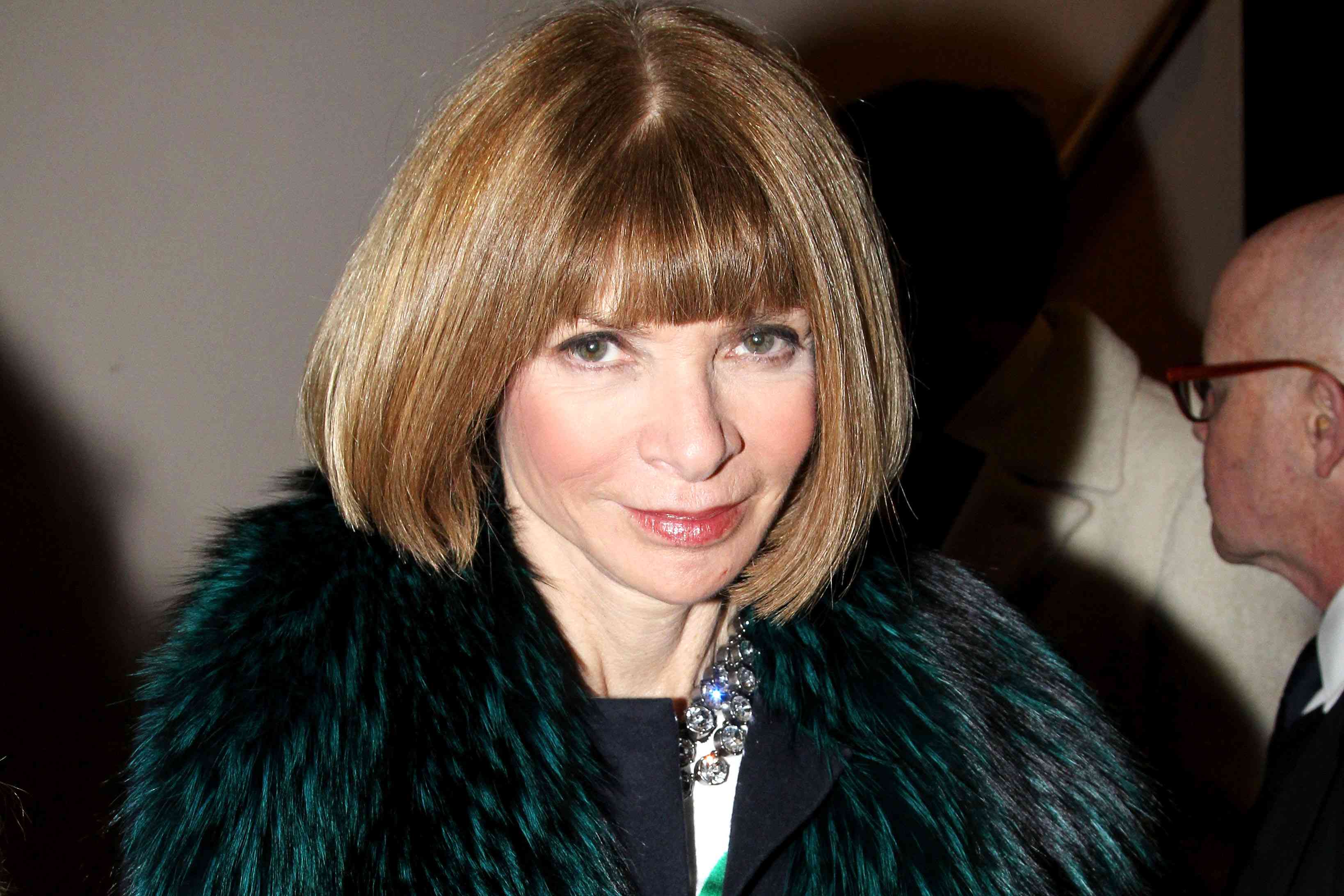 Anna Wintour, „doamna de fier” a modei, nu s-ar îmbrăca niciodată în întregime în negru