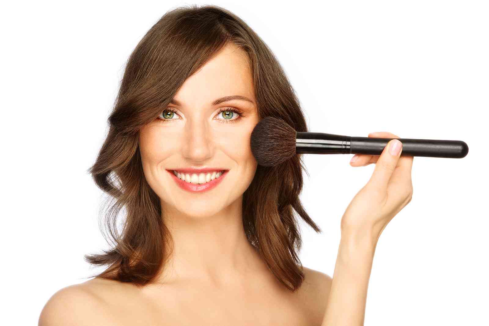 Cum alegi nuanţele de make-up perfecte pentru pielea ta