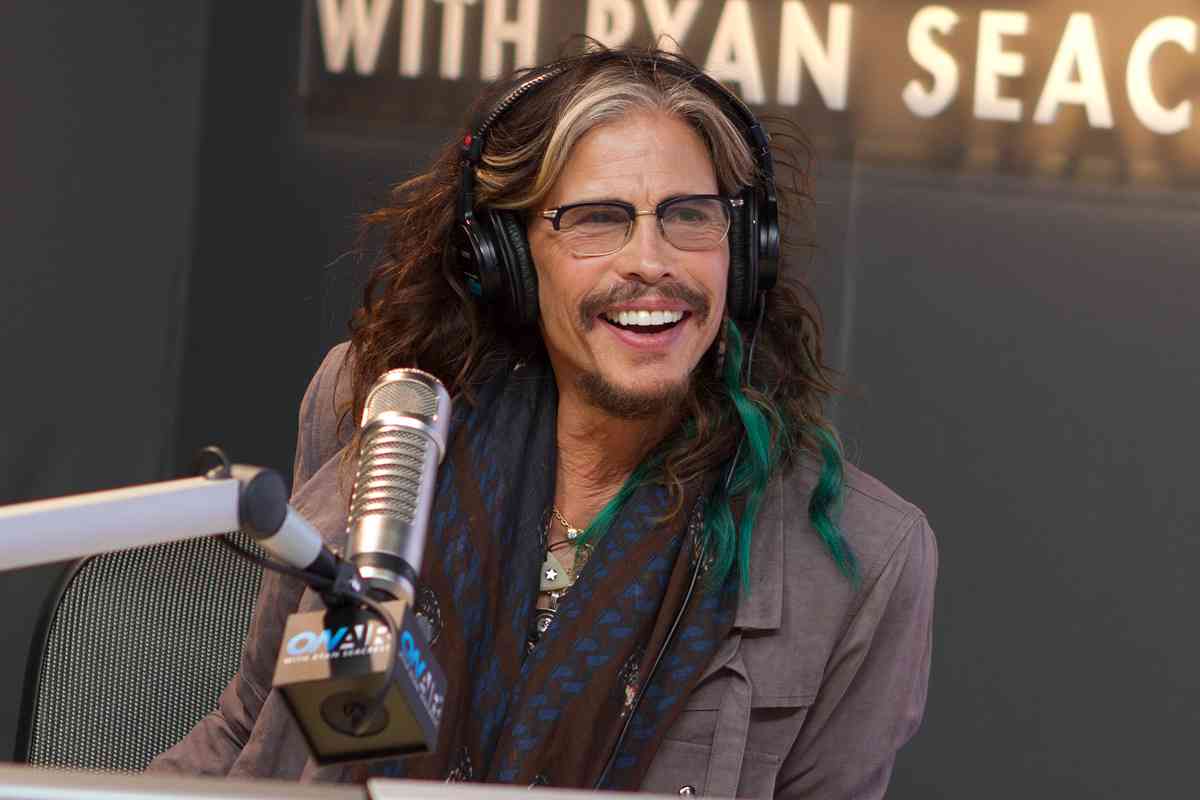 Steven Tyler a lansat o colecţie de ochelari