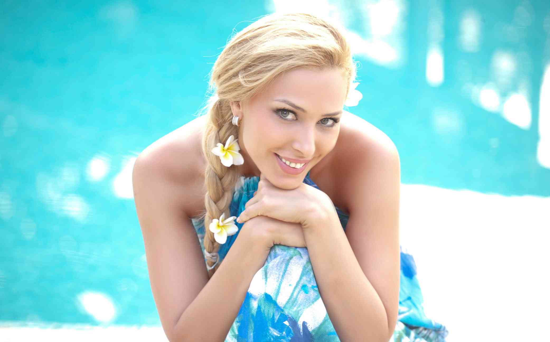 Cum se menţin în formă: Iulia Vântur, Raluca Lăzăruţ şi Adela Popescu