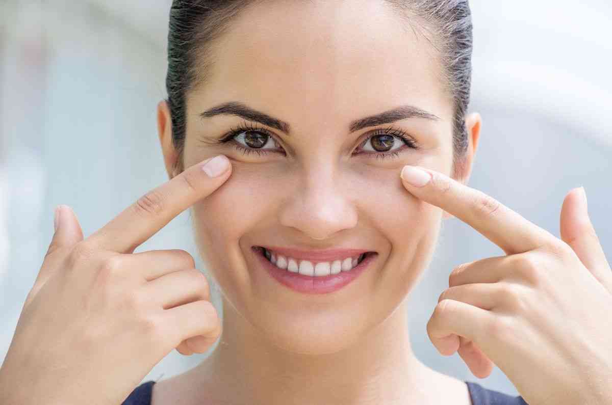 Acidul hialuronic, folosit şi în combaterea cearcănelor