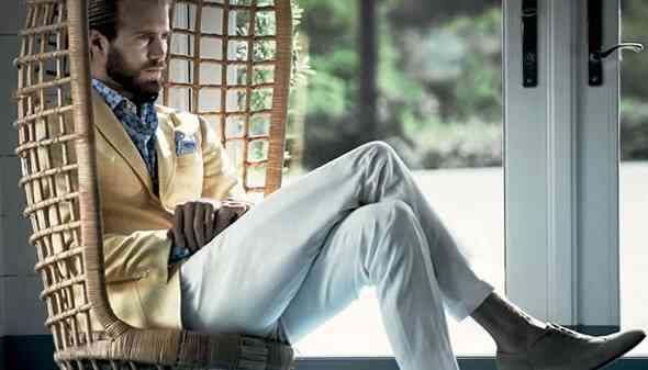 Pantalonii albi- trendul masculin suprem al verii, în 2014. Cum îi asortezi