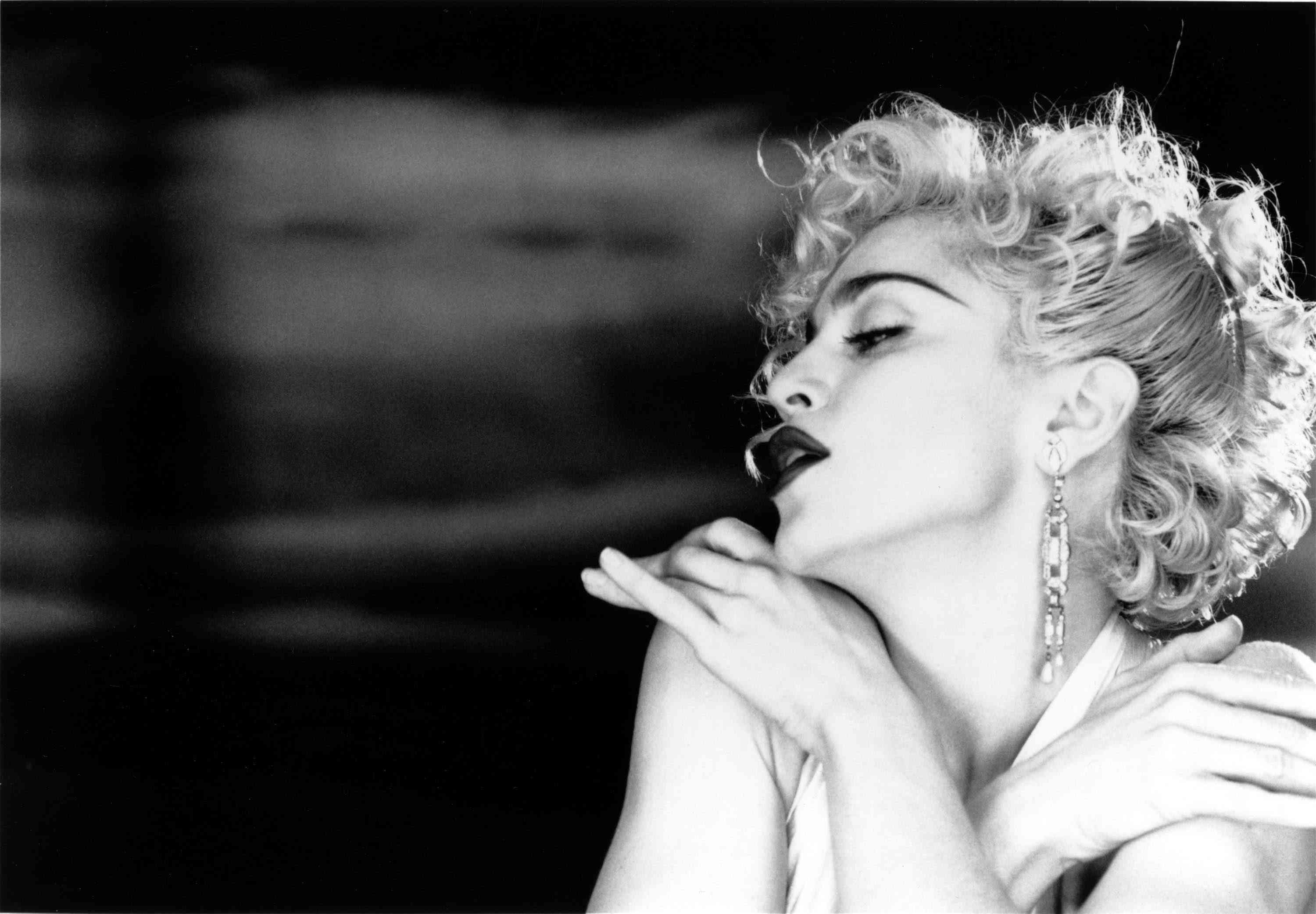 Lauren Bacall, ultima „supravieţuitoare” dintre vedetele citate de Madonna în piesa „Vogue”