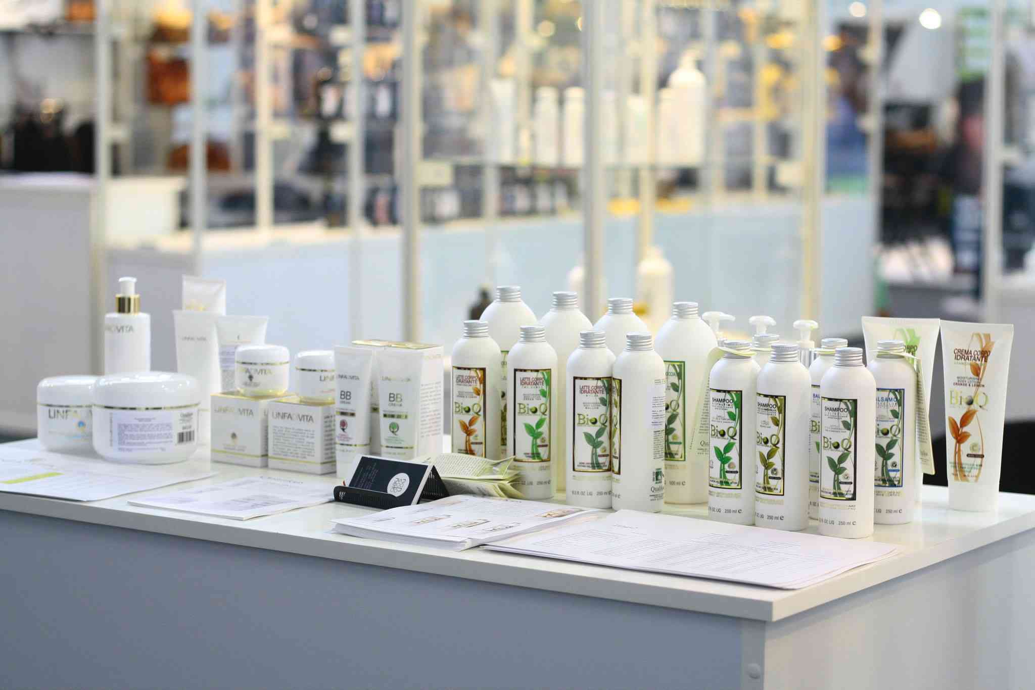 De ce să treci la cosmetice bio şi cum alegi produsele cosmetice bio