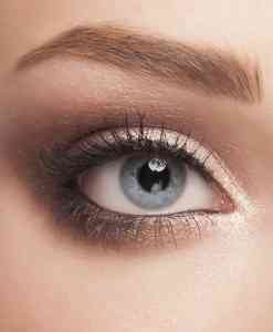 mascara ochi mari si uminosi