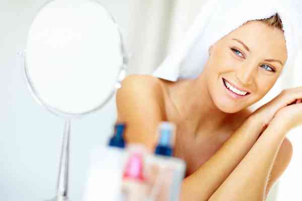 Trucuri de frumusețe pentru a arăta bine când te trezești