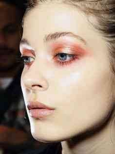 trucuri pentru ochi mai mari