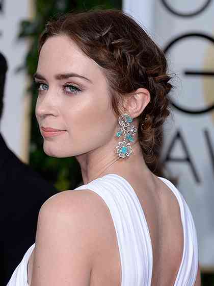 coafuri romantice pe care trebuie sa le incerci