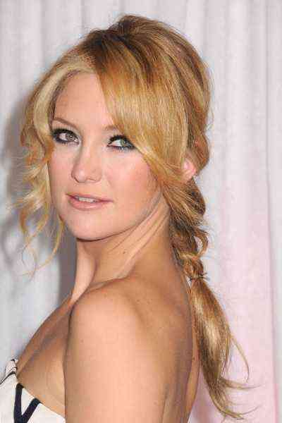 coafuri romantice pe care trebuie sa le incerci