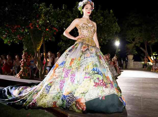 Dolce & Gabbana Alta Moda – o prezentare feerică pentru toamna 2015