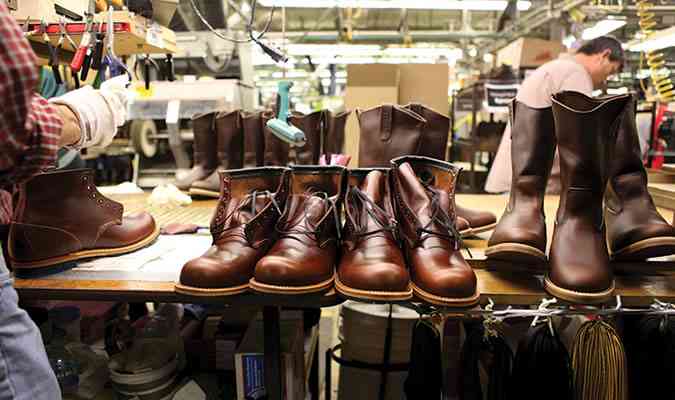 red wing shoes