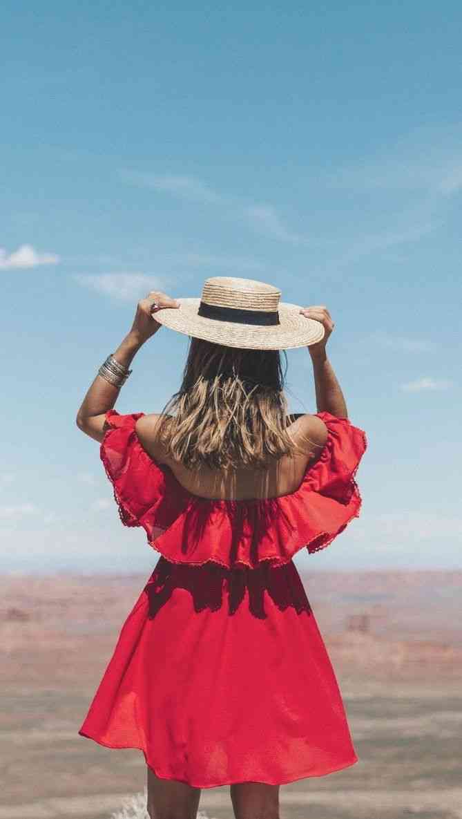 Iată care sunt culorile verii 2015