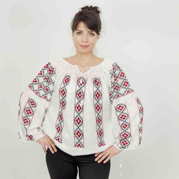 Ie-traditionala-CT51-rosie-600x600