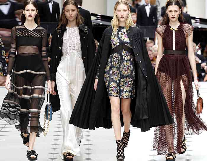 Colecția Burberry primăvară / vară 2016 – London Fashion Week