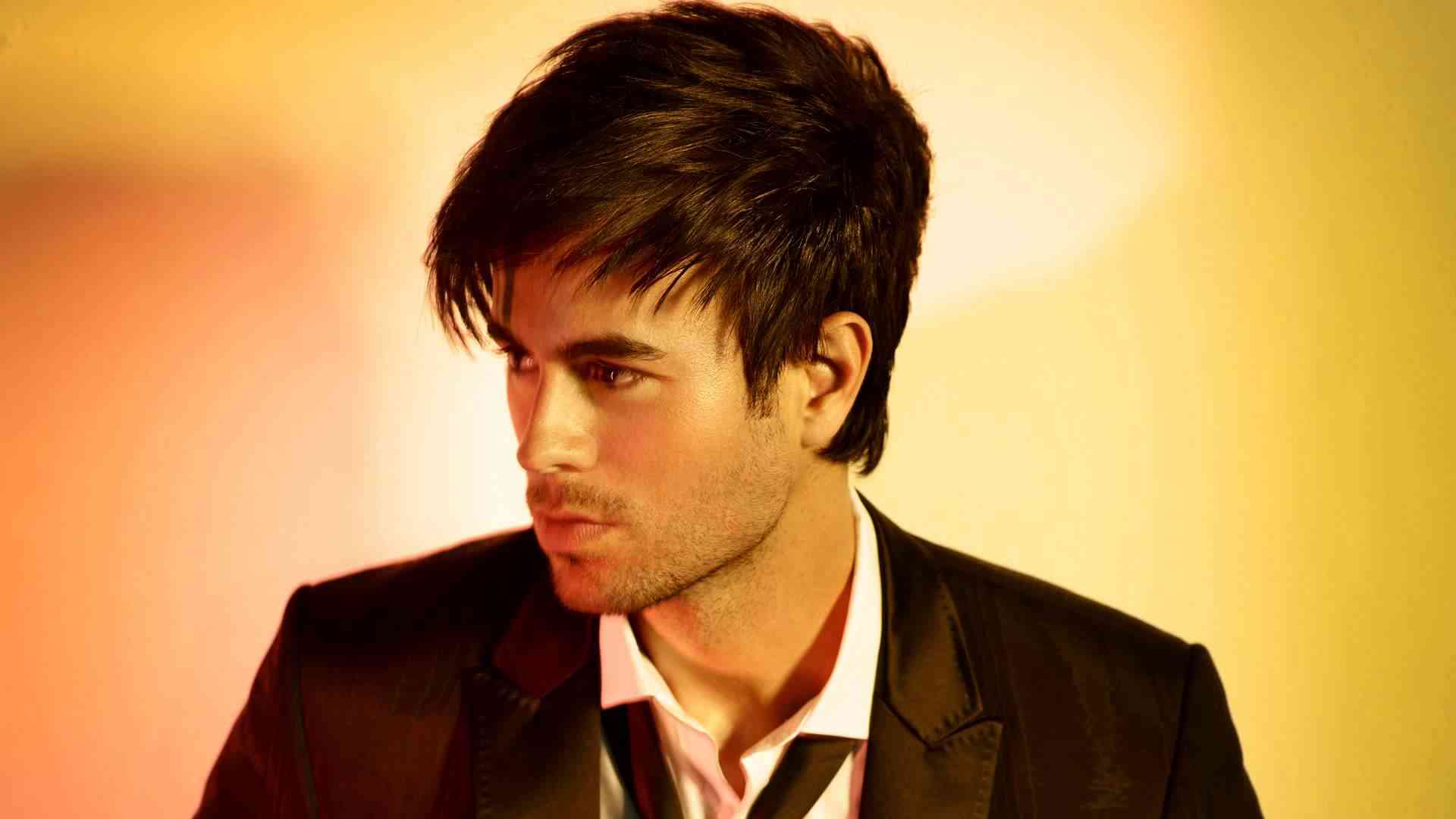 Lecții de stil de la Enrique Iglesias