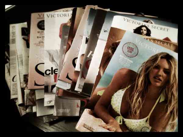 Victoria's_Secret_cataloage
