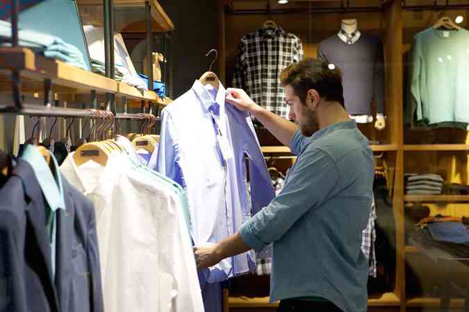 cumparaturi online si offline