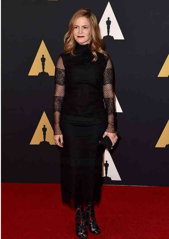 jennifer jason leigh