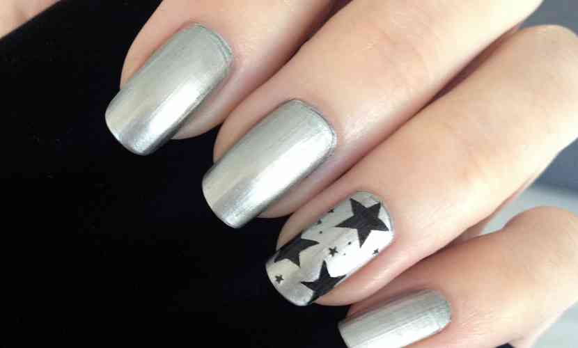 unghii nuante metalizate