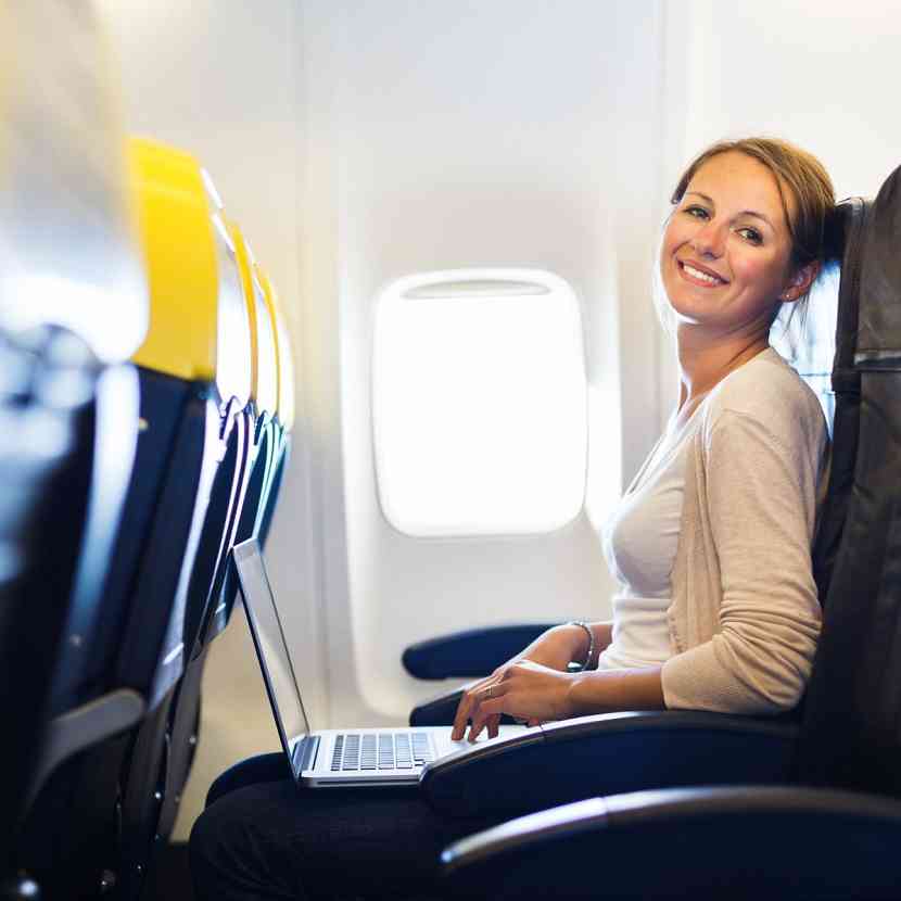 calatoria cu avionul