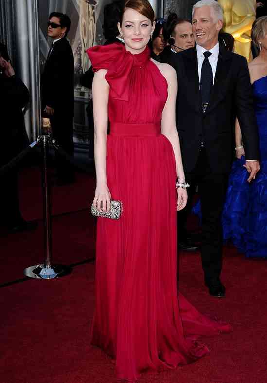 tinuta oscar emma stone