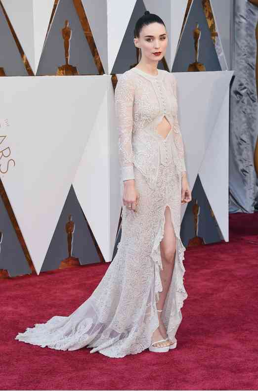 tinuta oscar rooney mara