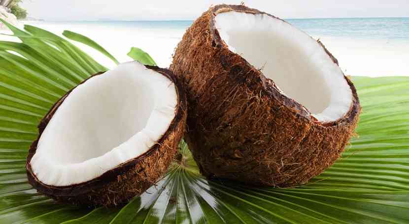 Cum putem fi mai frumoase datorită uleiului de cocos