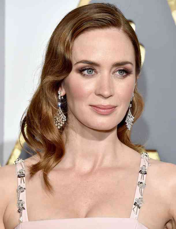 coafura oscar emily blunt