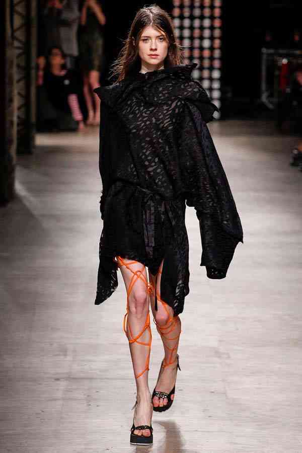 colectia Vivienne Westwood