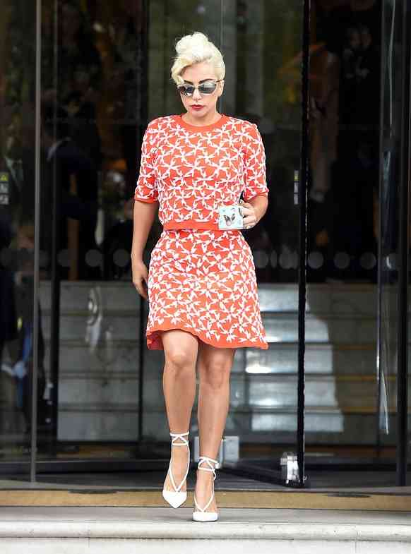 lady gaga street style