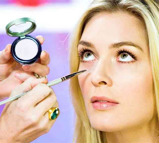 machiaj acoperire cearcane