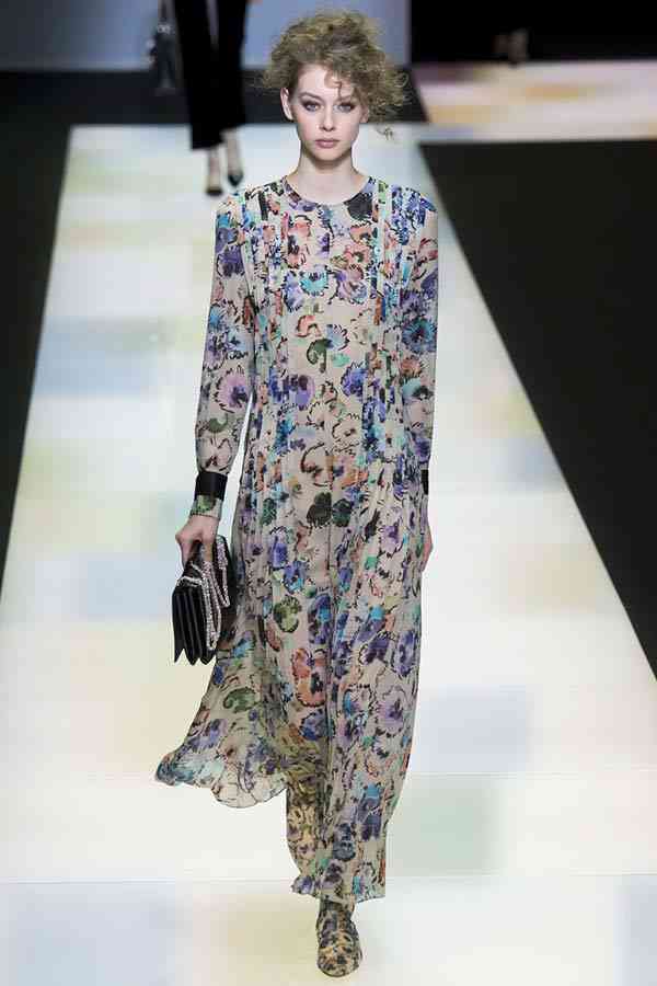 rochii Giorgio Armani