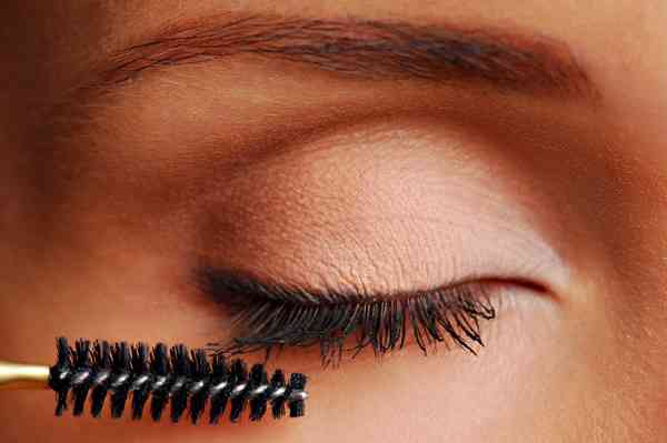 rimel pentru ochi mici