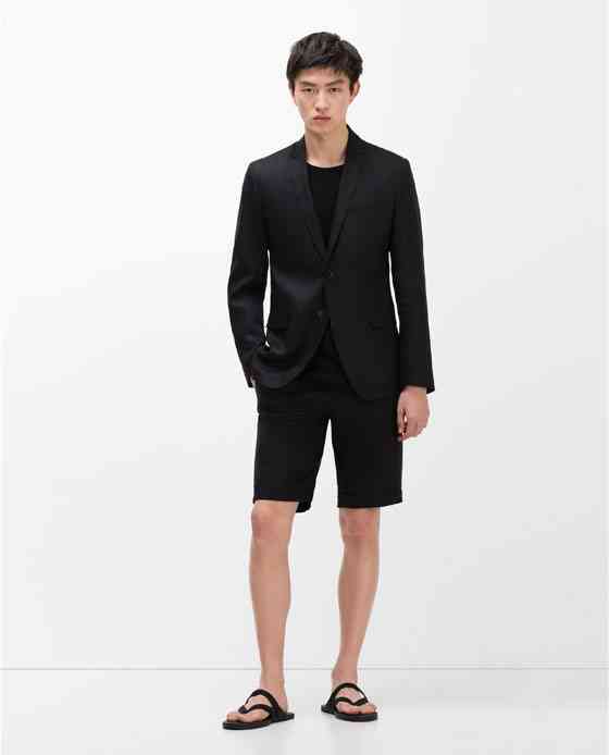 costum in negru cu bermude