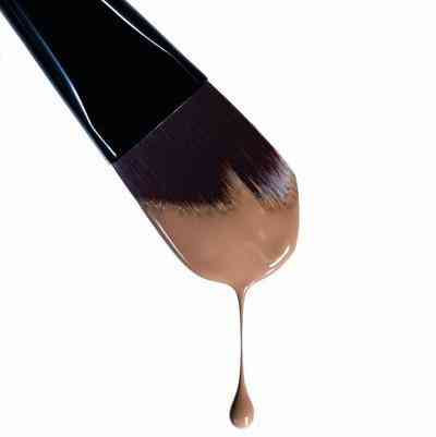 fond ten piele bronzata