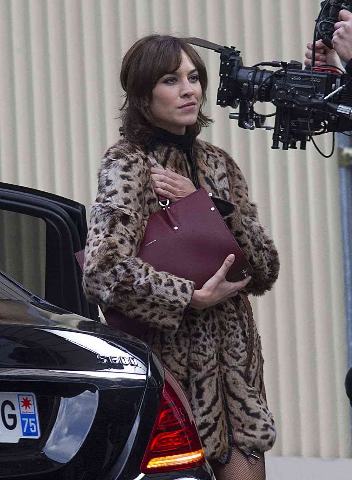 alexa-chung-longchamp-campaign