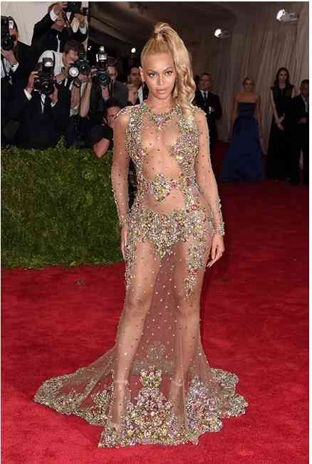 rochie transparenta beyonce