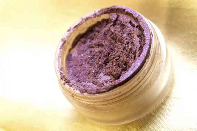 avantaje machiaj mineral