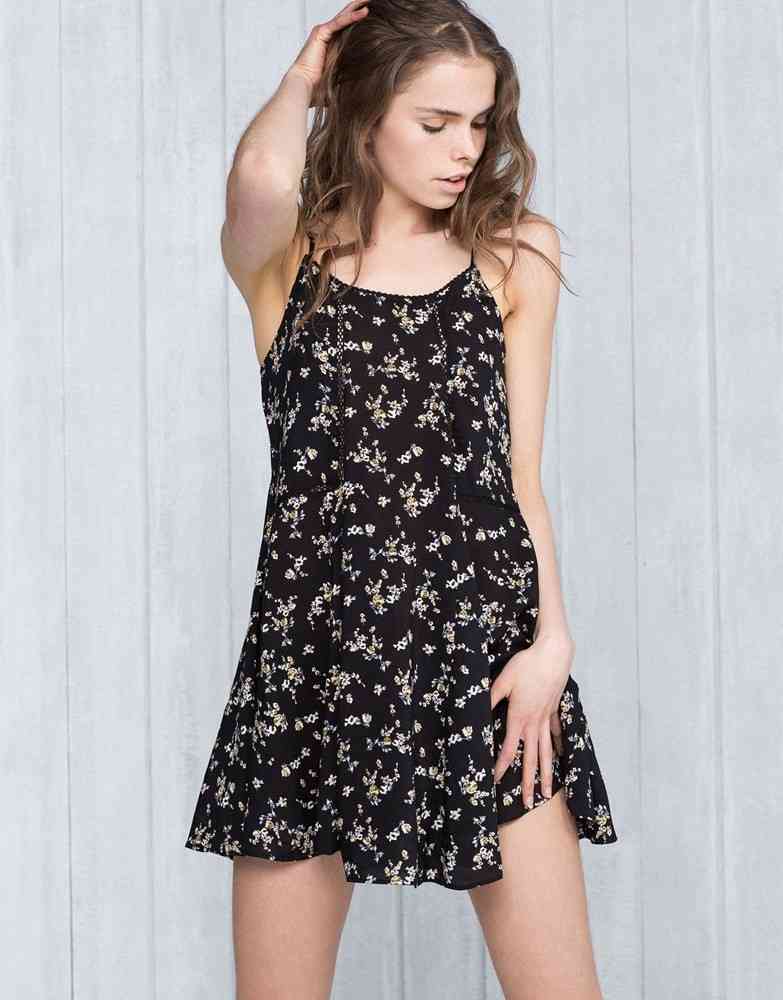 rochie neagra imprimata