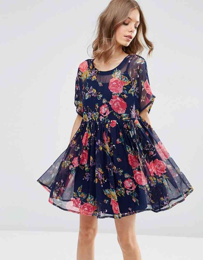 rochie scurtă clos