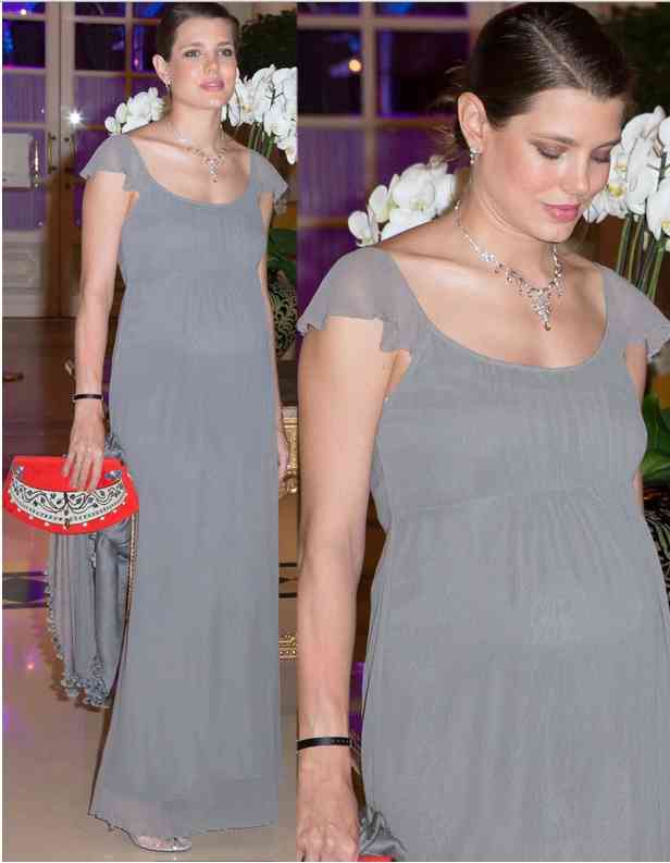 carlota casiraghi rochie gri
