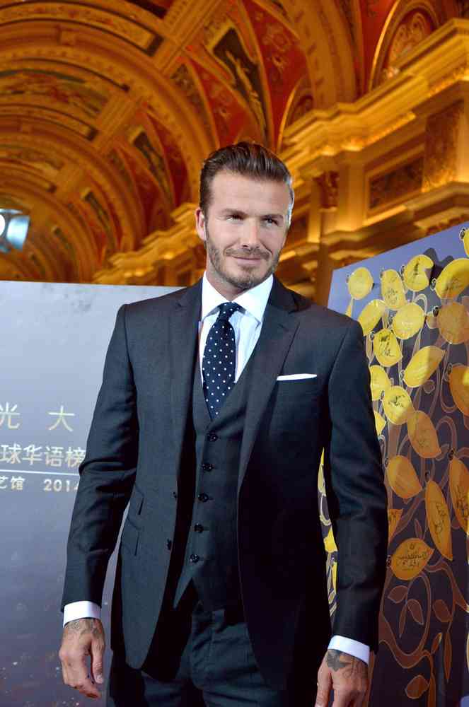 costum 3 piese beckham