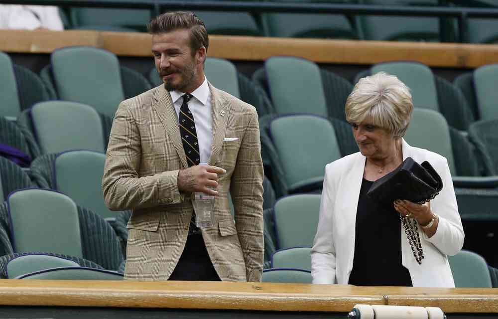 costum bej david beckham