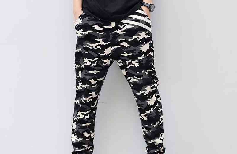 pantaloni-imprimeu-militar