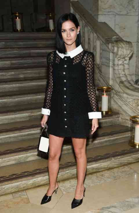 saboti -leigh-lezark