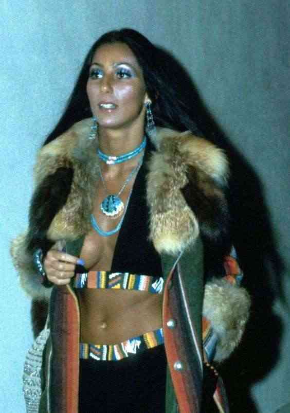cher-cu-tinuta-rock