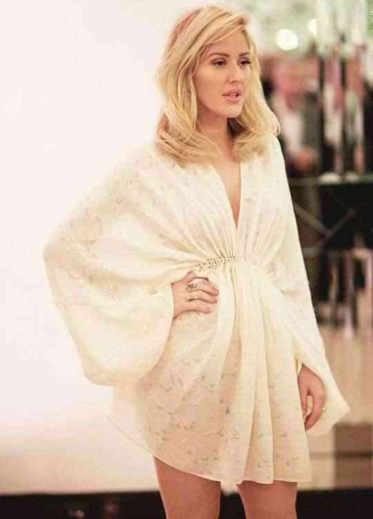look-cu-rochie-alba