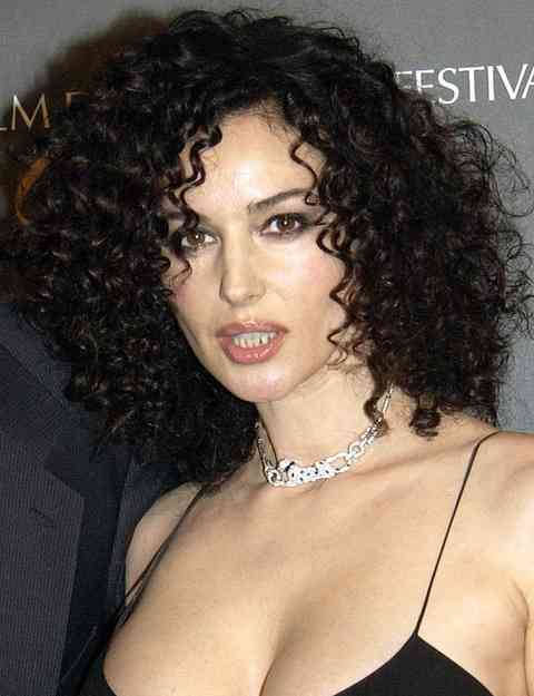 monica-bellucci-cu-par-cret